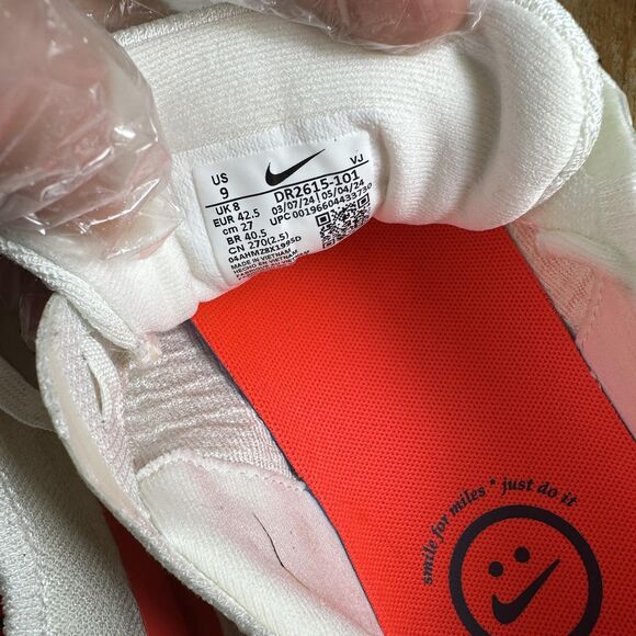 Nike Invincible Run Flyknit 3 Shoes Mens Size 9 Running DR2615-101 - Picture 8 of 8